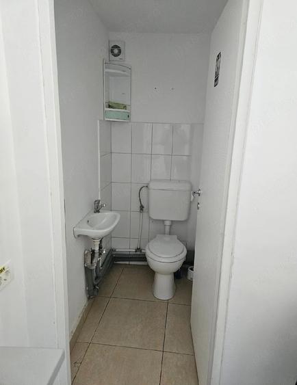 Spațiu comercial, de 50 mp, în Ultracentral