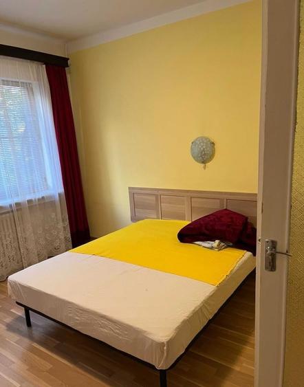 Apartament cu 4 camere decomandat, mobilat în Ultracentral
