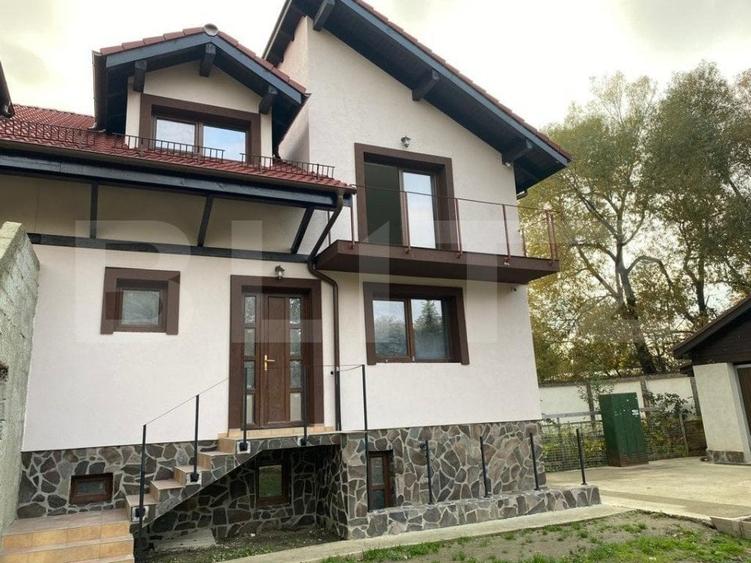 Casă individuală cu 5 camere cu Garaj în Ghimbav