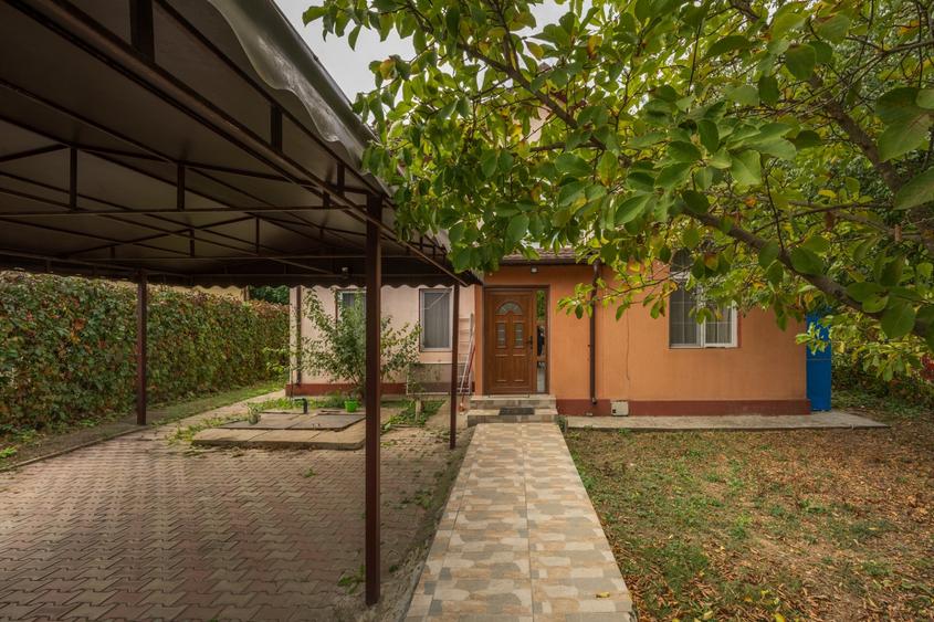 Casă individuală cu 5 camere cu Garaj în Snagov