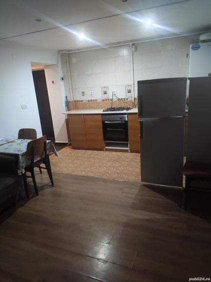 Apartament cu 2 camere decomandat în Petrila