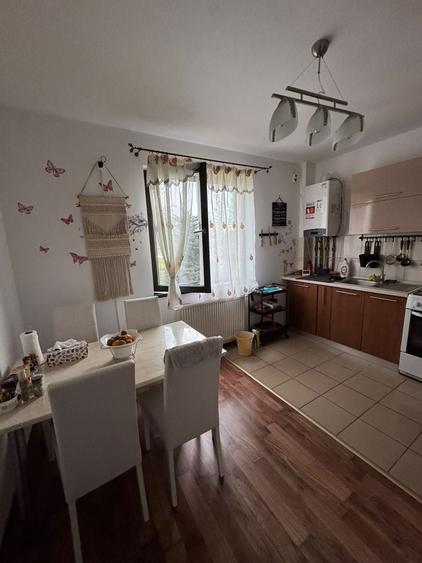Casă cu 4 camere în Nisipoasa