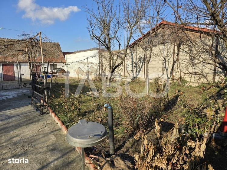 Casă cu 4 camere decomandat cu Teren 1310 Mp în Gușterița