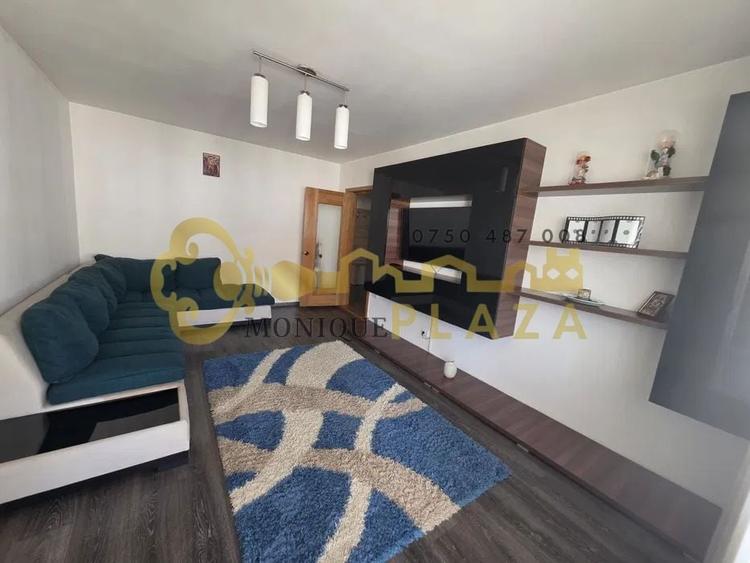Apartament cu 3 camere decomandat, mobilat în Central
