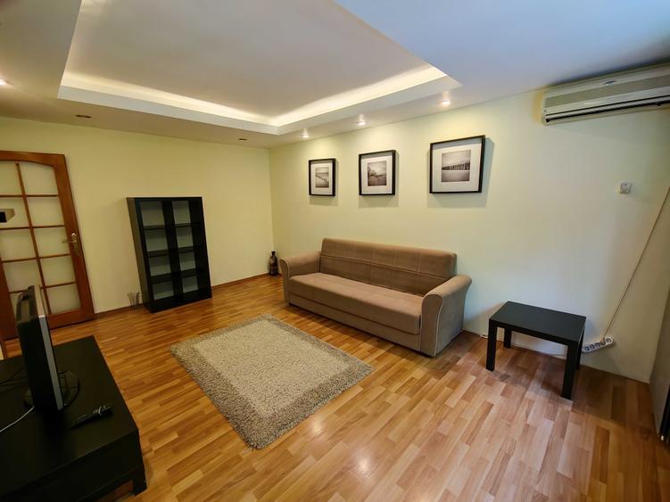 Apartament cu 3 camere decomandat în Popa Șapcă