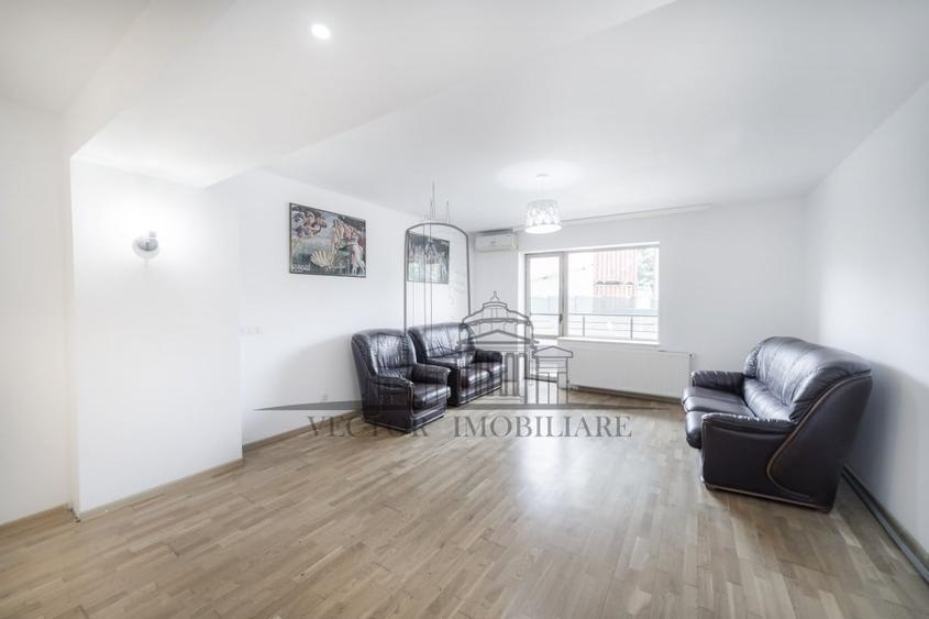 Apartament cu 2 camere decomandat, mobilat în Costin Georgian