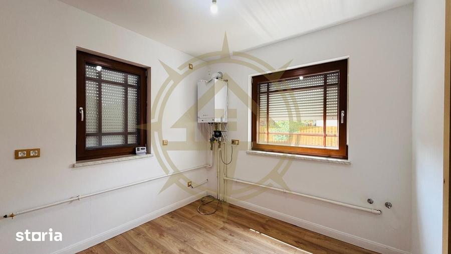 Casă cu 5 camere cu Teren 430 Mp în Corbeanca