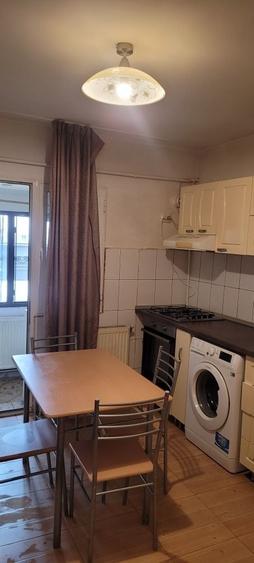 Inchiriez apartament! - 2