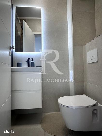 Apartament cu 3 camere decomandat în Orașul Nou