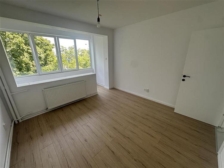 Apartament cu 2 camere decomandat în Circumvalațiunii