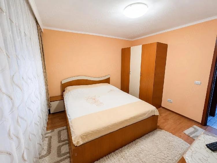 Apartament cu 3 camere decomandat în Faleza Nord