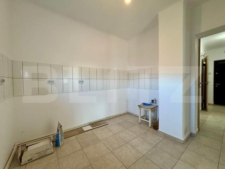 Apartament cu 2 camere decomandat în Spitalul Județean