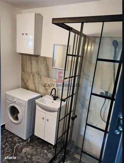 Apartament cu 3 camere decomandat în Vulcan