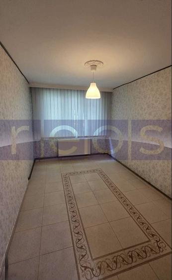 Apartament cu 2 camere decomandat în Titan — fotografia 1