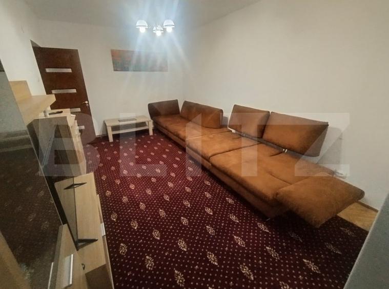 Apartament cu 2 camere decomandat, mobilat în Central