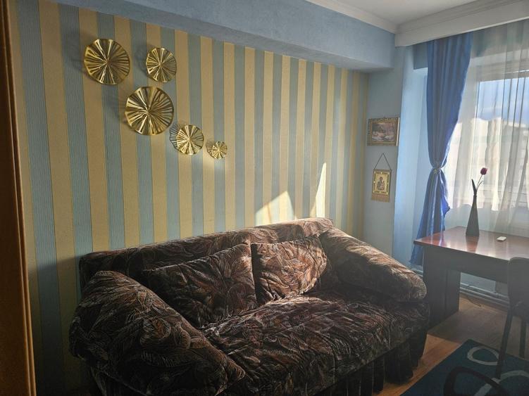 Apartament cu 3 camere decomandat în Ultracentral