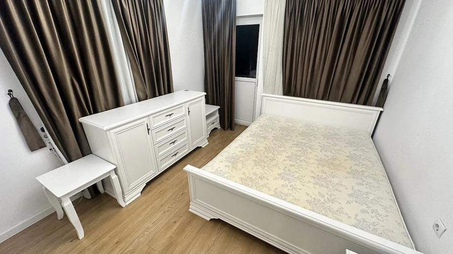 Casă cu 4 camere cu Teren 200 Mp în Țiglari