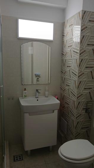 Apartament cu 3 camere decomandat, mobilat în Iancului