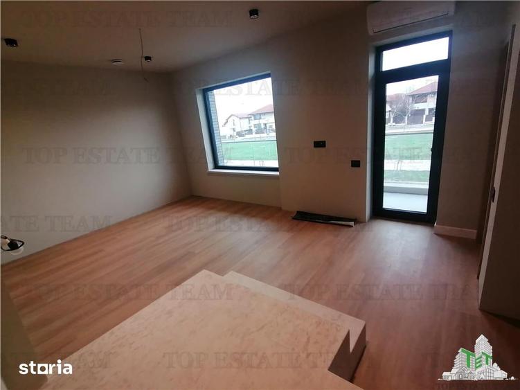 Casă cu 5 camere cu Teren 400 Mp în Aviației