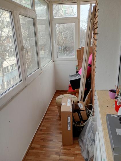 Apartament cu 4 camere decomandat, mobilat în Beller