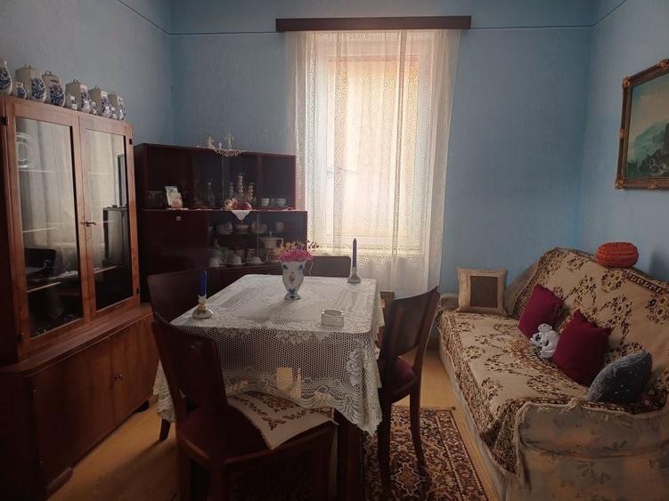 Casă cu 3 camere în Satchinez