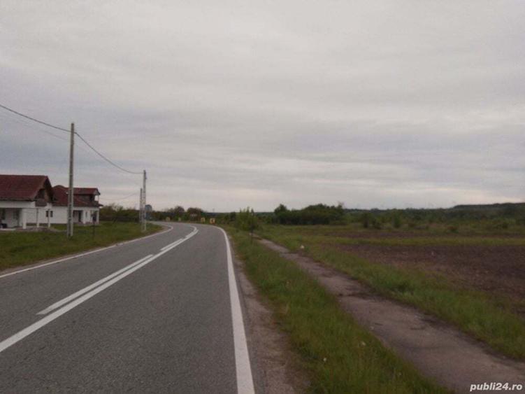 Teren de 3000 mp, în Bengești