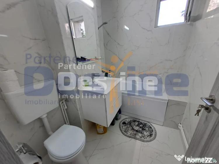 Apartament cu 3 camere decomandat, mobilat în Mircea cel Bătrân