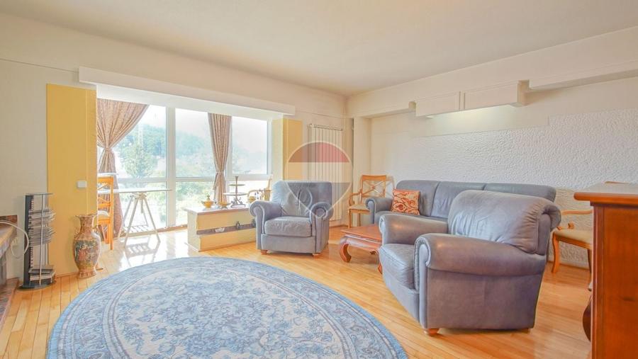 Apartament cu 4 camere decomandat, mobilat în Clăbucet