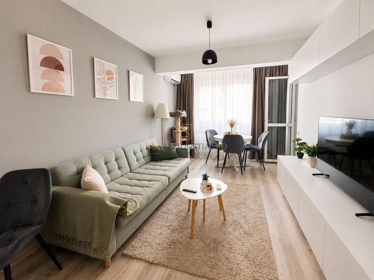 Apartament cu 2 camere decomandat, mobilat în Central