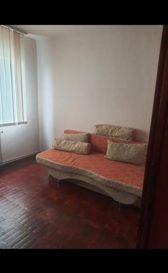 Apartament cu 3 camere în Șagului