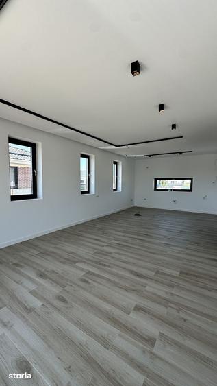 Casă cu 4 camere cu Teren 510 Mp în Balotești