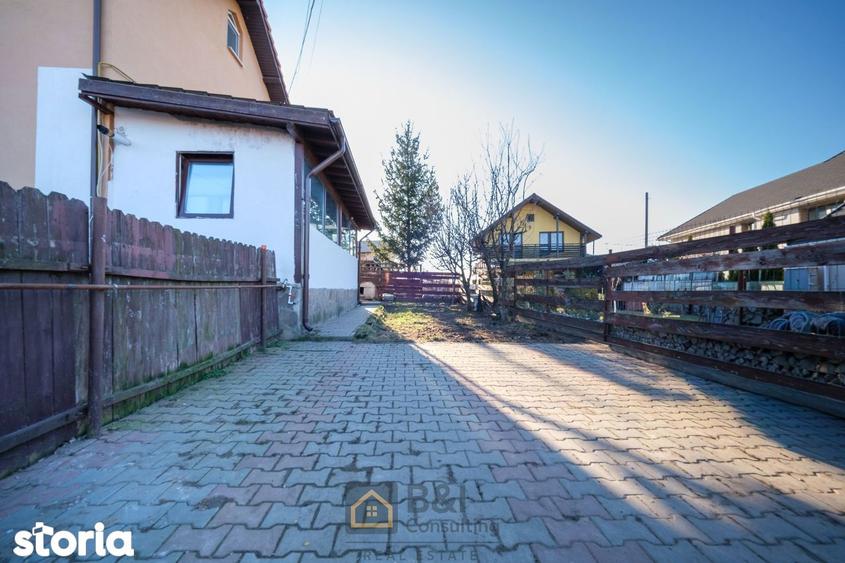 Apartament cu 4 camere în Bucium
