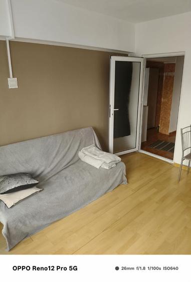 De inchiriat 2 camere Micro 21, Bloc stradal - 5