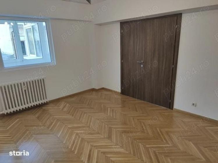 Apartament cu 3 camere decomandat în Dorobanți