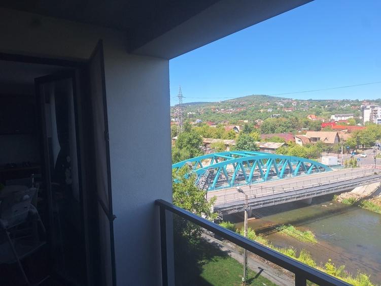Apartament cu 2 camere semidecomandat în Exterior Vest