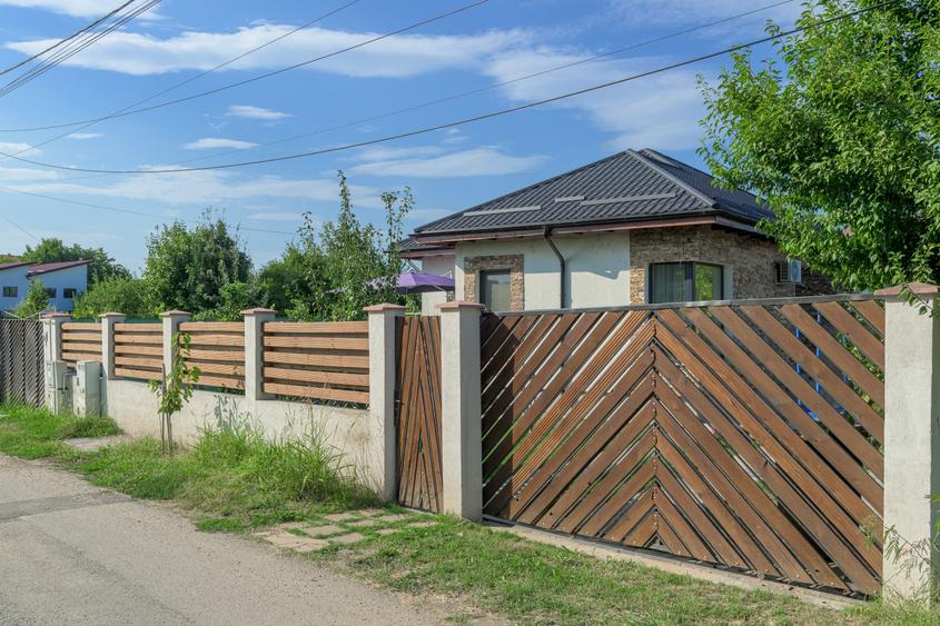 Casă cu 4 camere cu Canalizare în Pipera