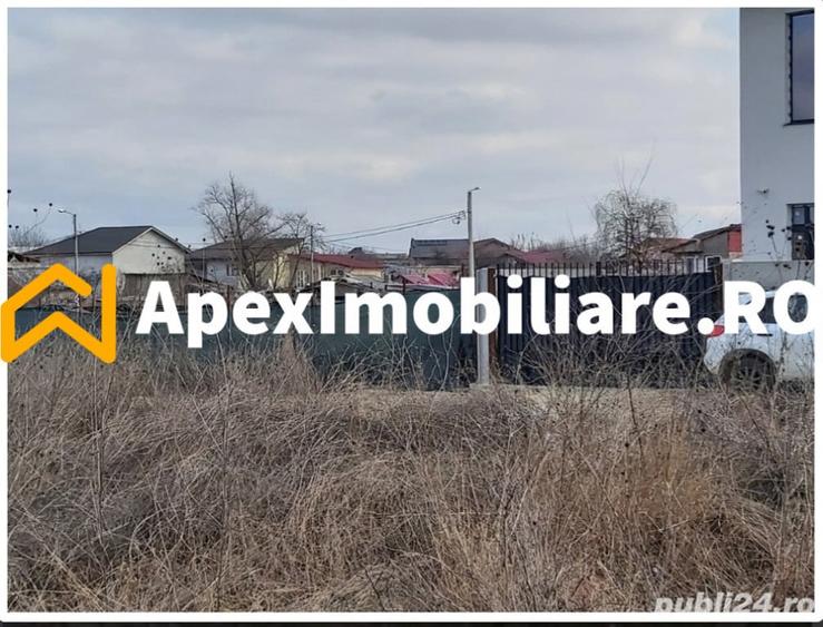 Teren de 420 mp, în Lacul Morii