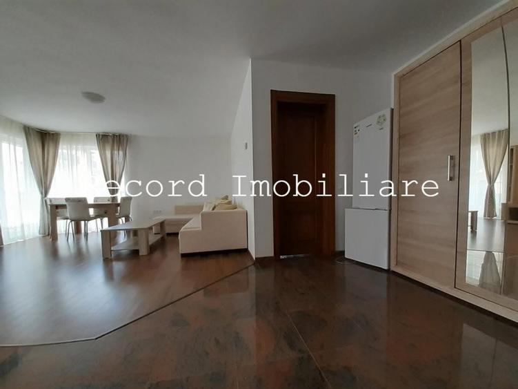Apartament cu 2 camere semidecomandat în Florești