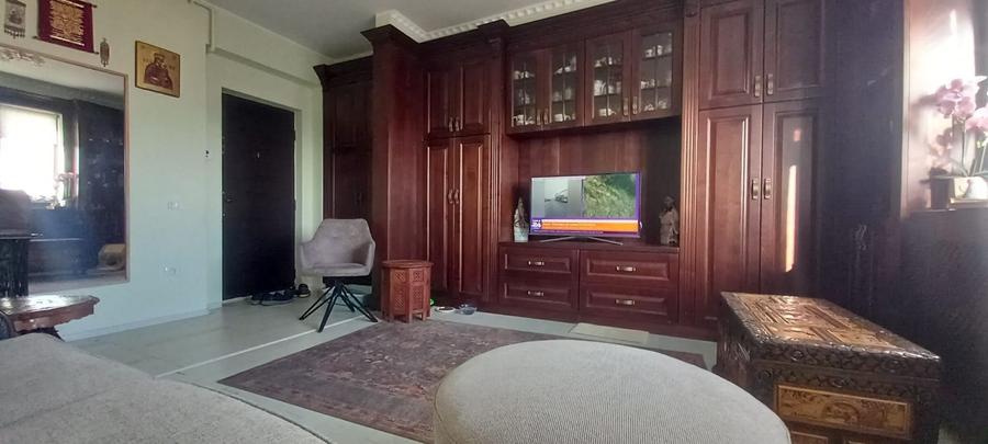 Apartament cu 2 camere decomandat, mobilat în Faleza Nord