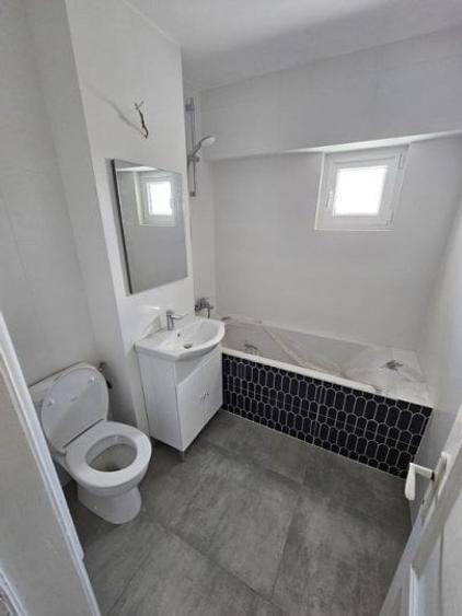 Apartament cu 4 camere decomandat, mobilat în Obor