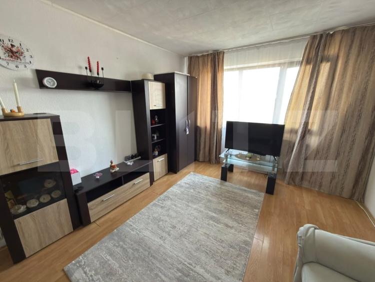 Apartament 2 camere- zona Malu Rosu - 2