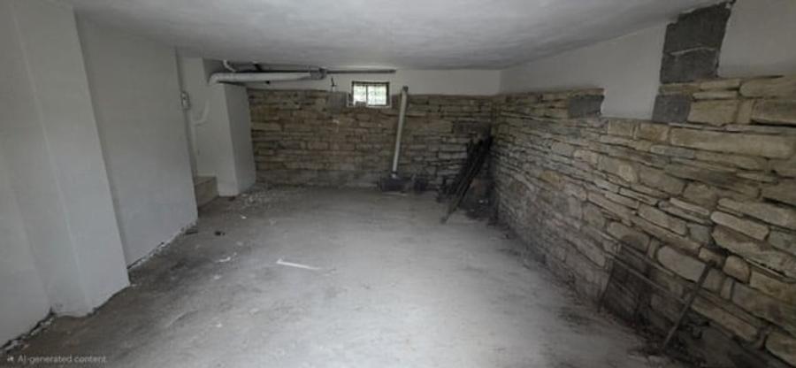 Casă cu 5 camere cu Garaj în Văleni-Dâmbovița