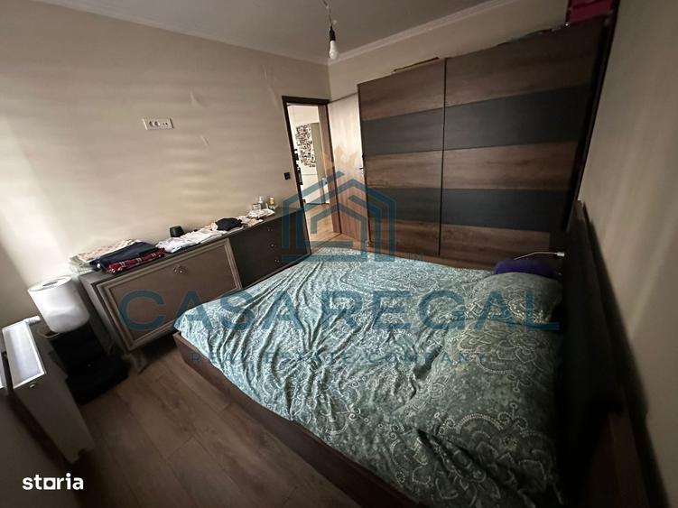 Apartament cu 3 camere decomandat, mobilat în Central