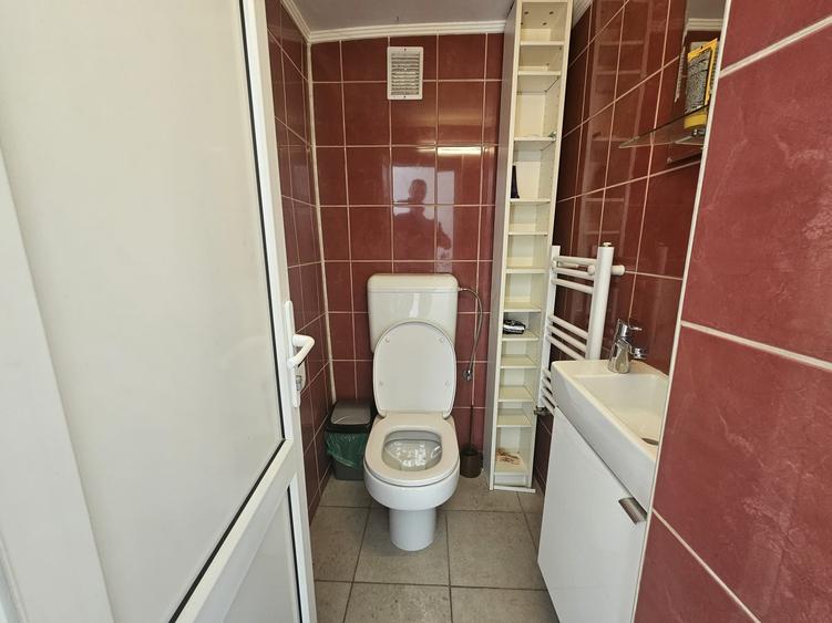 Casă cu 5 camere cu Canalizare în Lizeanu