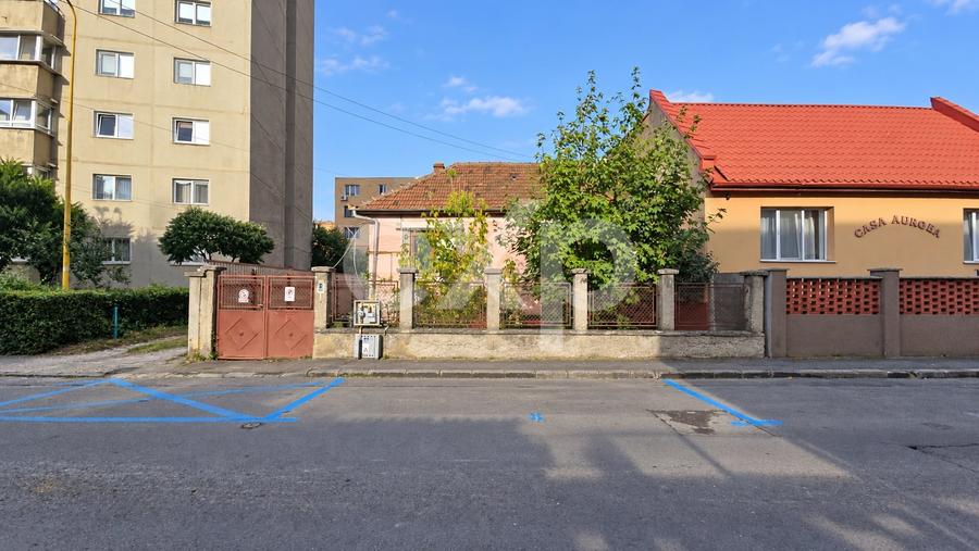 Casă individuală cu 5 camere cu Teren 446 Mp în Craiter
