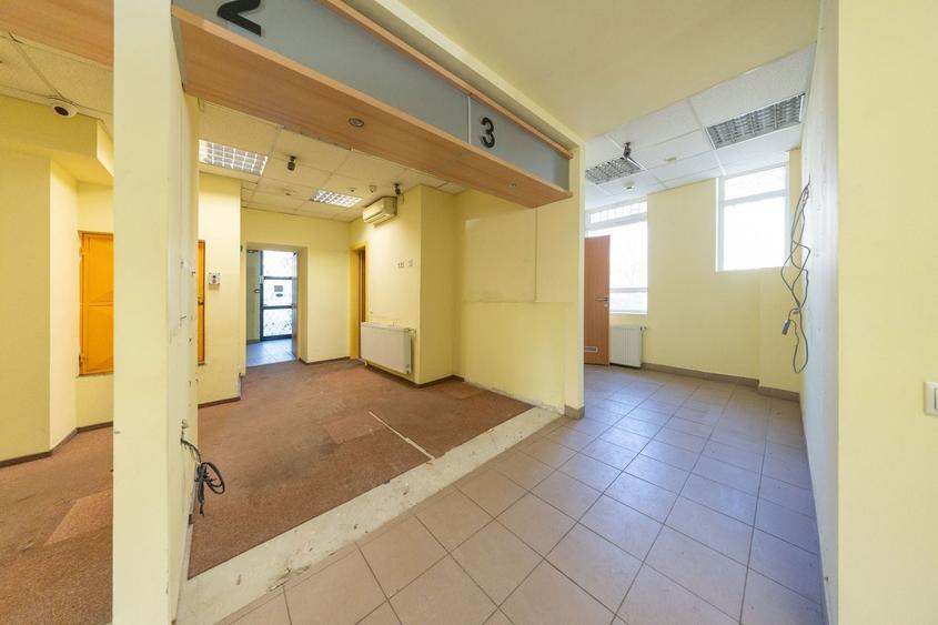 Spațiu comercial, de 612 mp, în 13 Decembrie