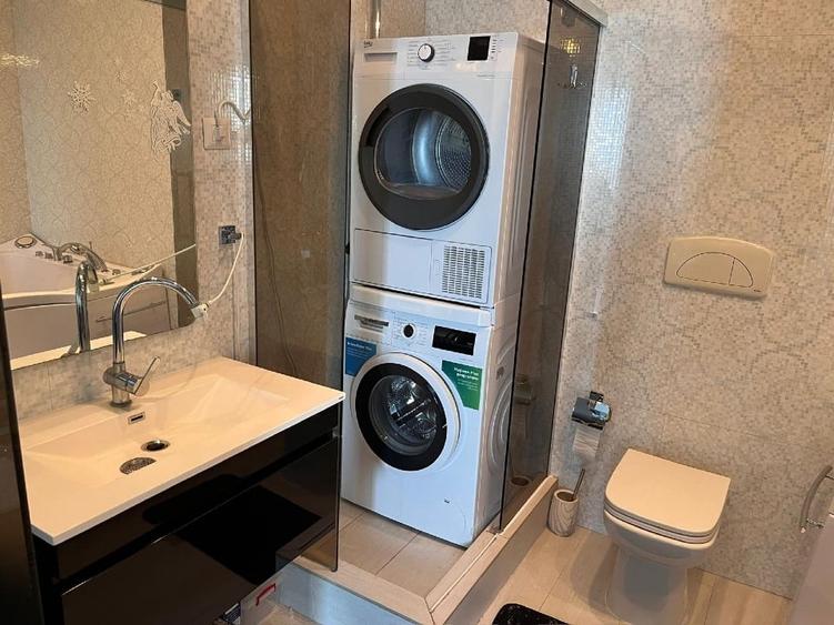 Apartament cu 3 camere semidecomandat, mobilat în Vitan-Bârzești