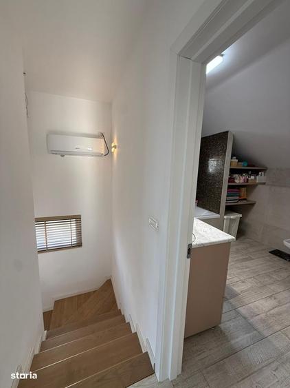 Casă cu 3 camere în Central
