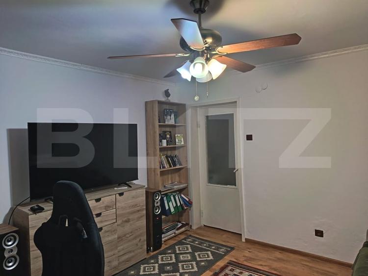 Apartament cu 2 camere semidecomandat, mobilat în Central