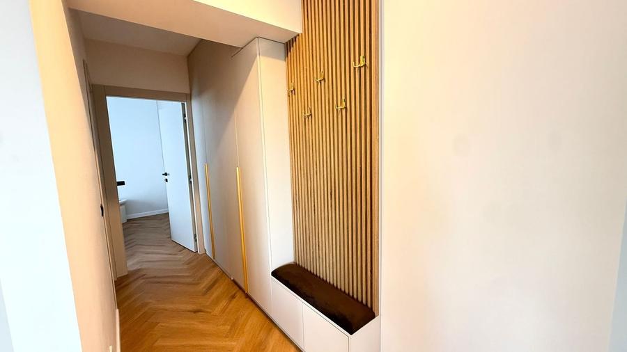 Apartament cu 2 camere, mobilat în Băneasa